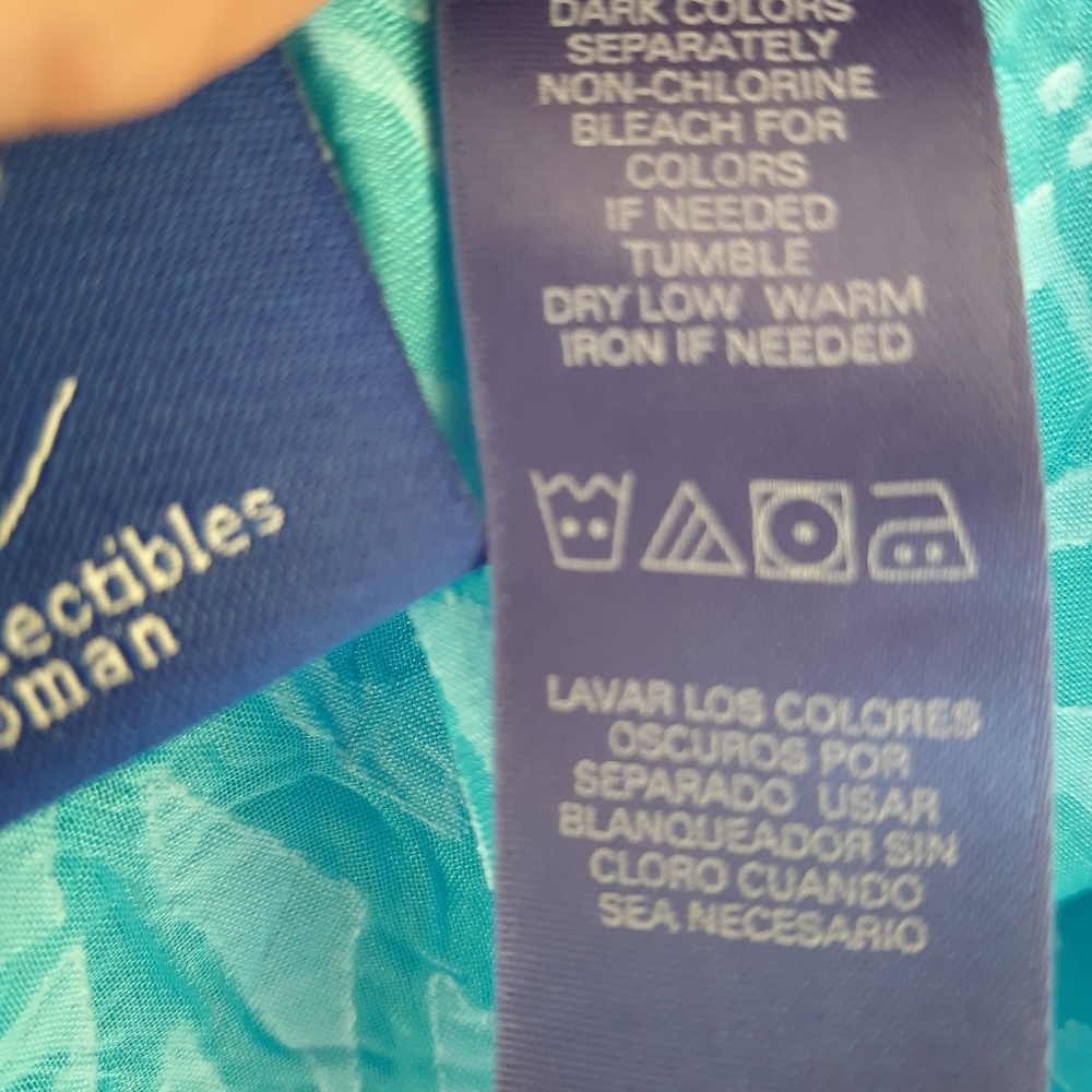 JH Collectibles Turquoise Plus size Blouse - Picture 4 of 8
